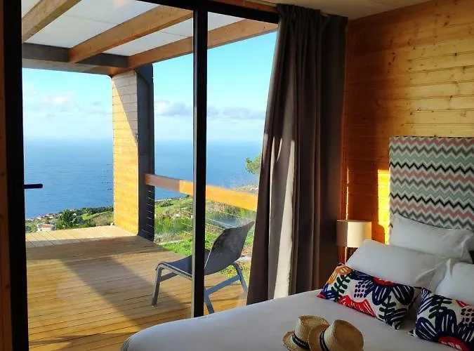 Luxusní stan Glamping Pods - Nature Retreat Calheta (Madeira)