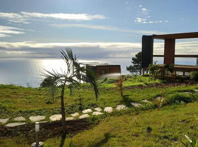 Glamping Pods - Nature Retreat