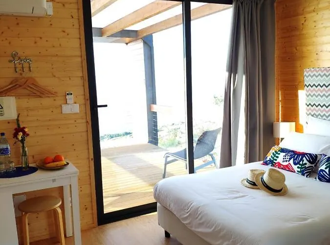 Glamping Pods - Nature Retreat Οργανωμένο κάμπινγκ Calheta (Madeira)