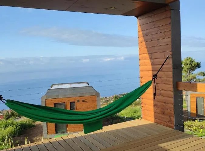 Glamping Pods - Nature Retreat Calheta (Madeira)